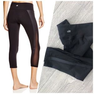 Alo Yoga Nova capris - M
